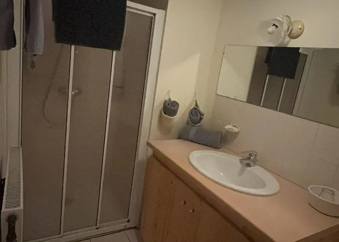 Du Ruxelier J&d Bed & Breakfast